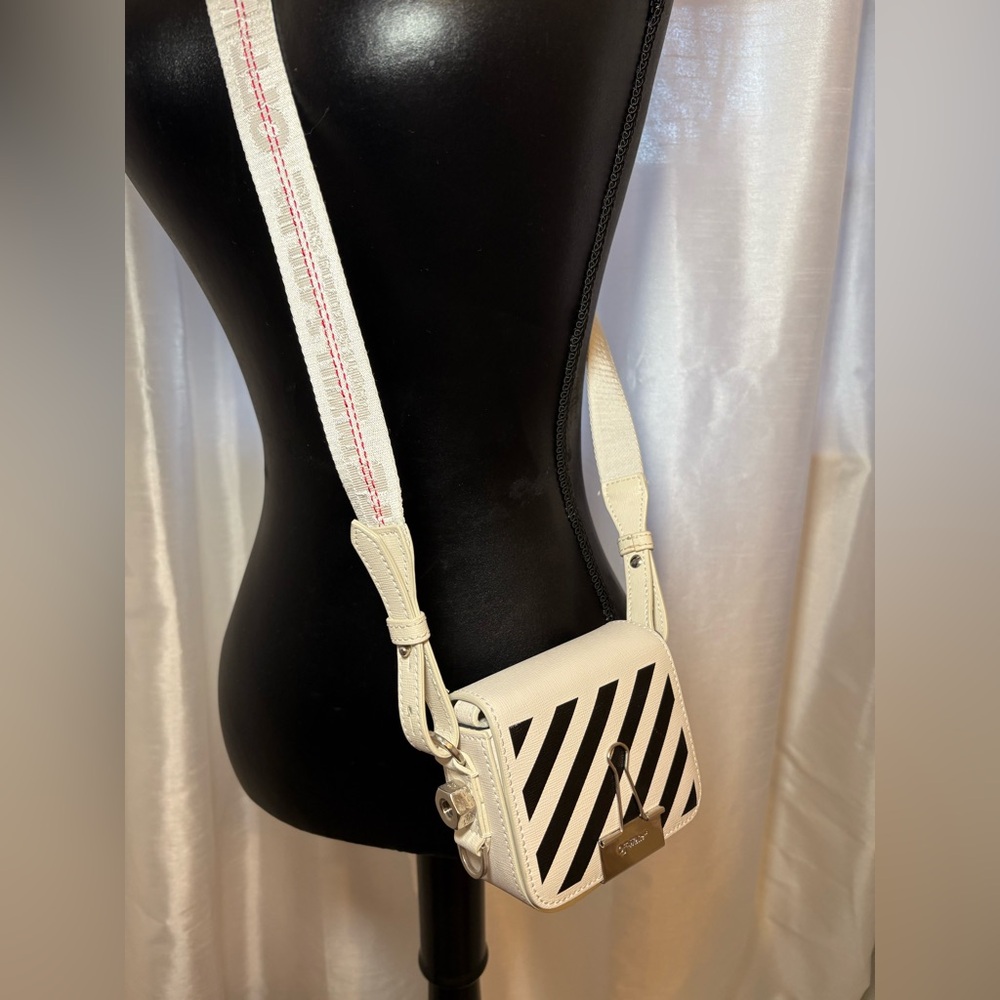Stylish Black and White Crossbody Bag